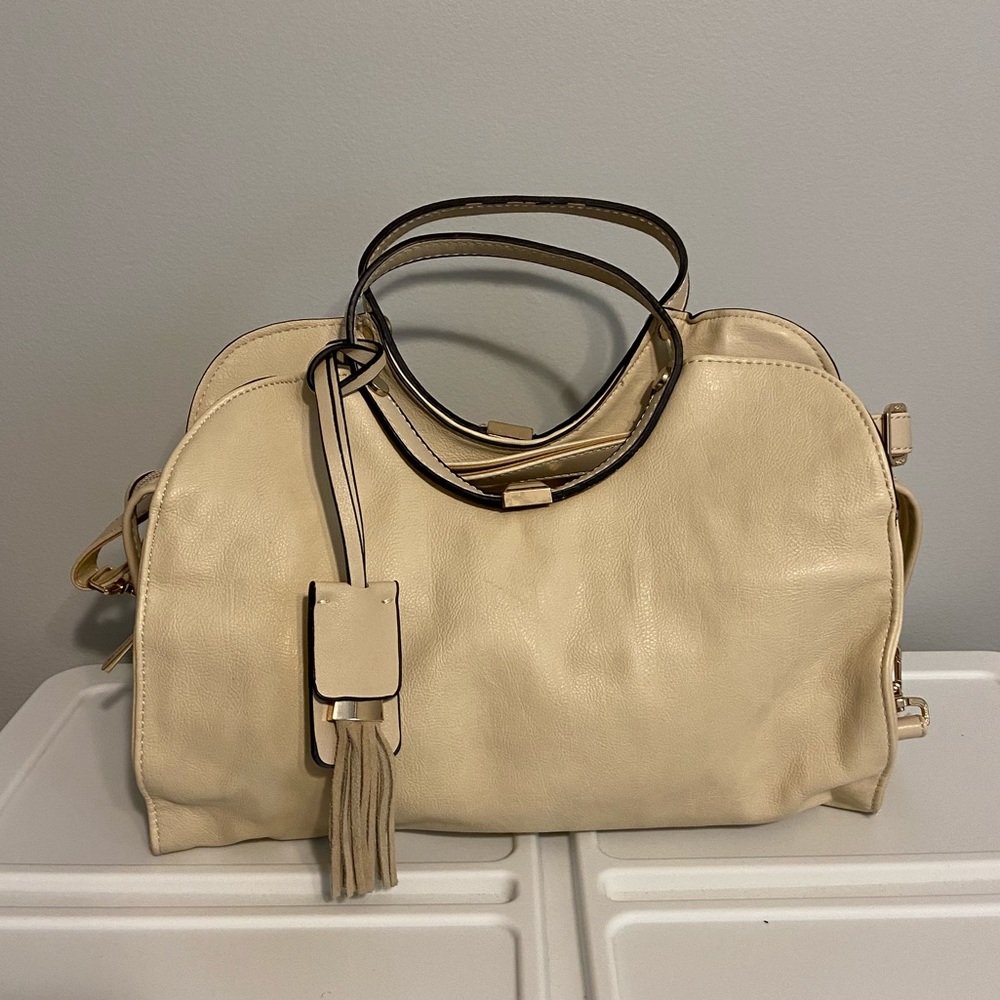 Cream purse